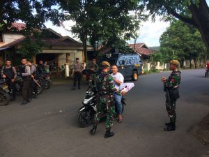 Tim Penindak TNI-POLRI Melarang Massa Lakukan Konvoi