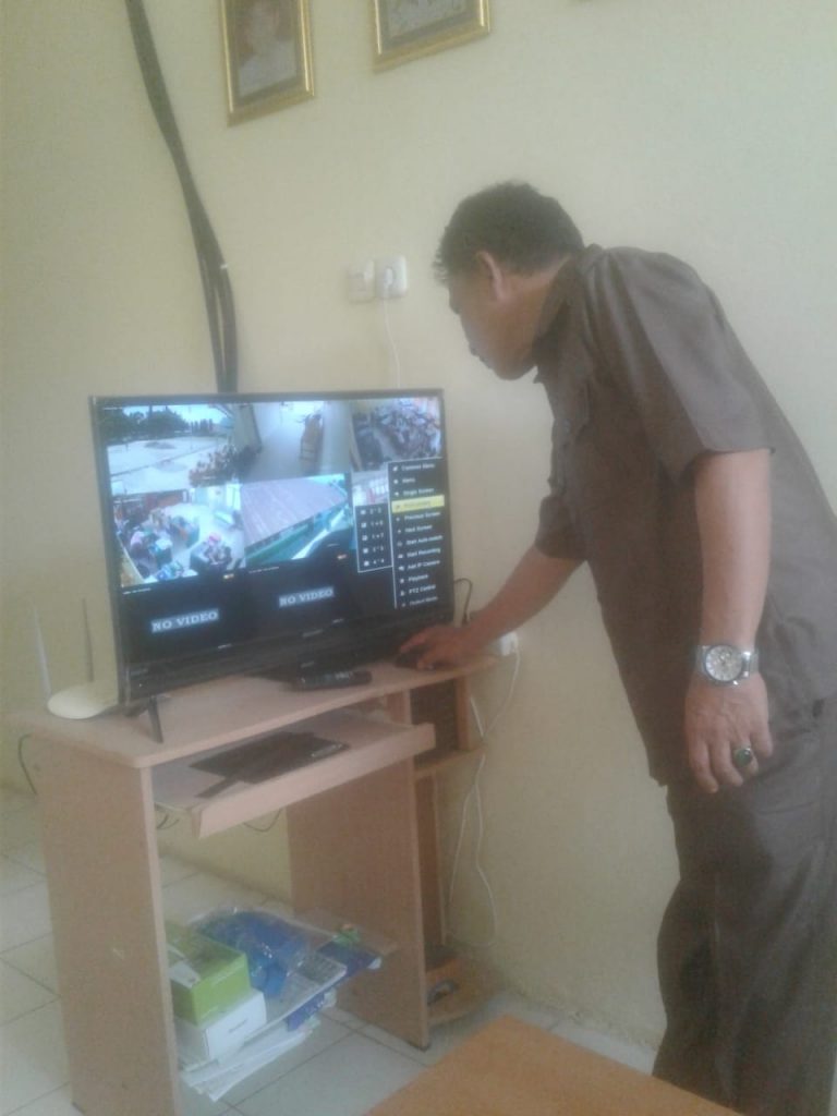 CCTV di MTS Negeri 2 Kotamobagu untuk Kontrol KBM dan Kinerja Pegawai