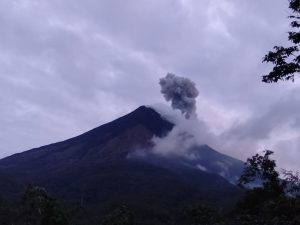 Gunung Api Karangetang Status Siaga, Warga Diimbau Waspada