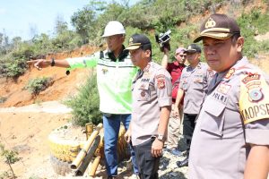 Kapolda Sulut Sambangi Lokasi Longsor di Bakan Bolmong