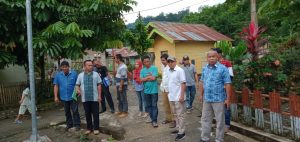 Komisi 1 DPRD Bolmong Turun ke Desa Bersama Polisi
