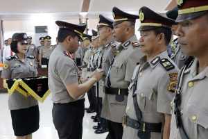 Kapolda Sulut Lantik 48 Pejabat yang Duduki Jabatan di 6 Polres Baru
