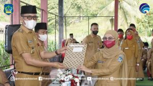 Bupati Iskandar Serahkan Langsung SK PNS Kepada para CPNS Formasi T.A 2019