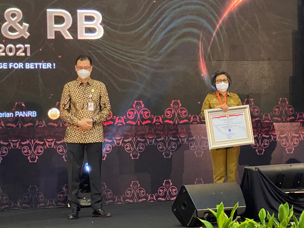 Intisari Bolmong Hebat, Bupati Yasti Terima Penghargaan Dari Kemenpan-RB