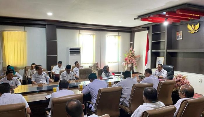 Pj Bupati Sirajudin Lasena Pimpin Rapat Persiapan Perayaan HUT RI ke-79