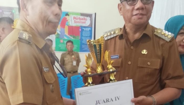 Lomba Kebersihan, Masyarakat dan Pemerintah Mocil Raih Juara