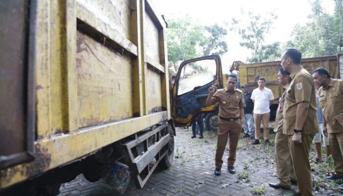 Wali Kota Kotamobagu Tinjau Armada Pengangkut Sampah, Pastikan Kelancaran Pelayanan