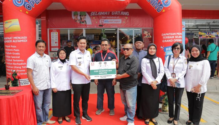Wakil Wali Kota Kotamobagu Resmikan Alfamidi Super Pertama di Sulawesi Utara