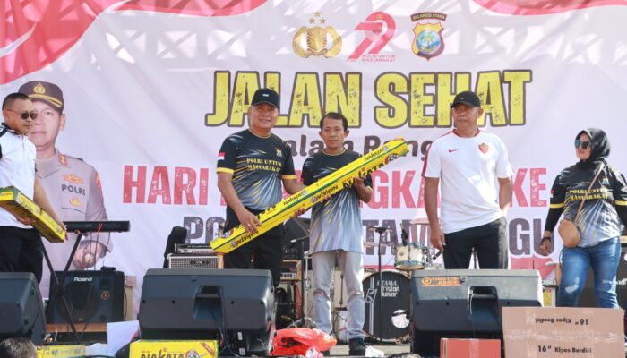 Di Hari Bhayangkara Polres Kotamobagu Bagikan Alsintan untuk Petani