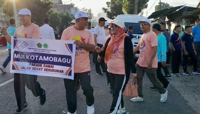 Wujudkan Indonesia Hebat, Kemenag Kotamobagu Gelar Parade Damai