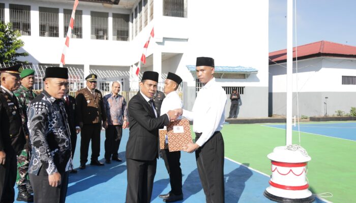 Momentum Kemerdekaan, Wali Kota Kotamobagu Serahkan Remisi bagi Warga Binaan
