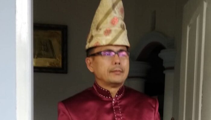 Aba Lurah Tegas dalam Tugas tapi Bersahabat untuk Kebersamaan
