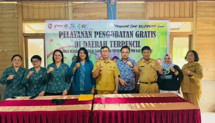 Kolaborasi Dinkes Bolmong dan TP-PKK Gelar Pengobatan Gratis Di desa Kanaan