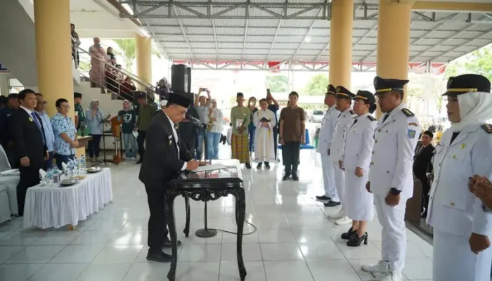 Bupati Yusra Rotasi 49 Pejabat Demi Penyegaran dan Efektivitas Birokrasi