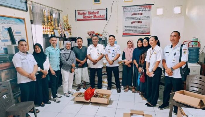 Pastikan Stok Aman, Pemkot Kotamobagu Tinjau Penyaluran Bantuan Pangan