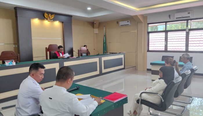 Jual Minol Tanpa Izin, Tiga Pemilik Kafe Didenda Rp12 Juta Atau Subsider Kurungan 2 Bulan