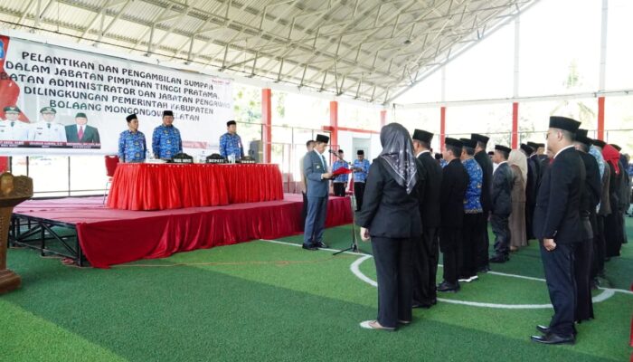 Bupati Iskandar Lantik Pejabat Tinggi Pratama Administrator Dan Pengawas