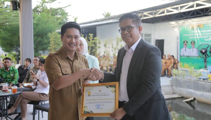 Wakil Wali Kota Kotamobagu Hadiri Gathering Pajak Daerah dan Serahkan Penghargaan Wajib Pajak Terbaik 2025