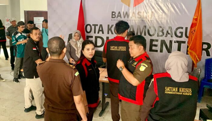 Dugaan Penyimpangan Dana Hibah Pilkada, Kantor Bawaslu Kotamobagu Digeledah Kejari