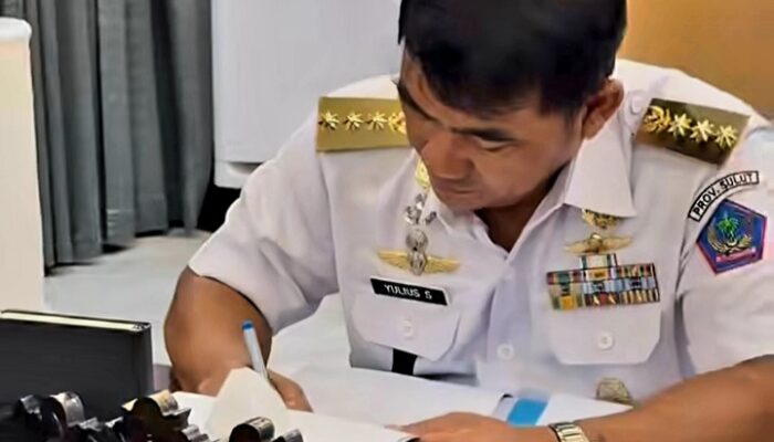 “Tidak Ada Kenaikan Pajak, Kita Pro Rakyat,” Kata Gubernur Yulius Selvanus Komaling