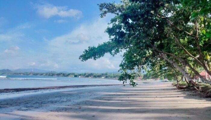 Pemda Boltara Tegaskan Retribusi Resmi di Pantai Batu Pinagut